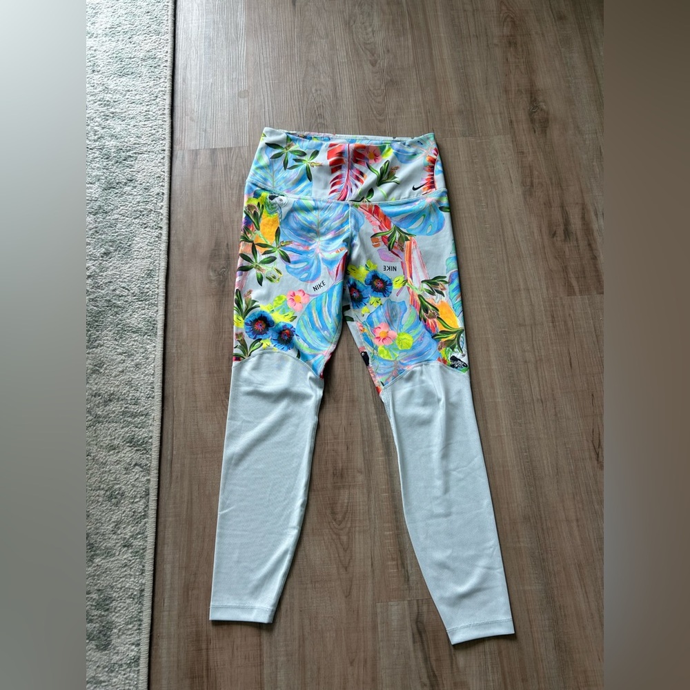 Nike Tropical Floral Leggings - Multicolor